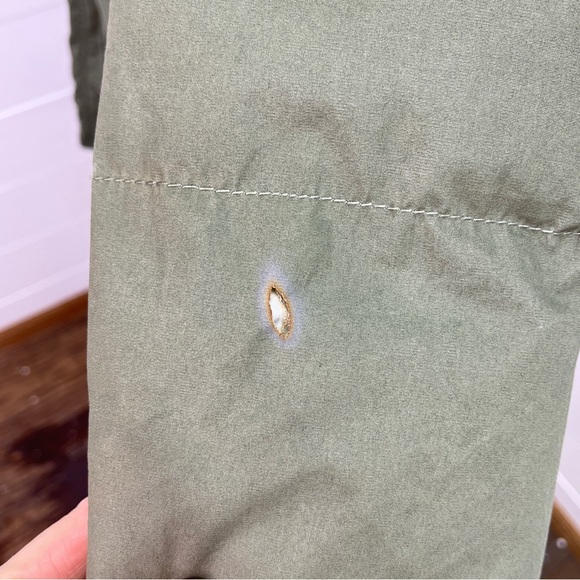 Adidas Neo Hooded Green Puffer - Picture 10 of 10